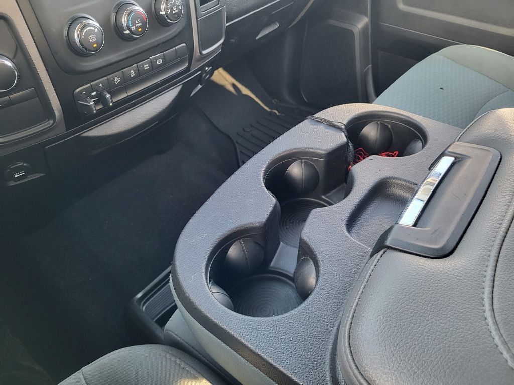 2018 RAM 2500 Tradesman Crew Cab 4x4 6'4' Box