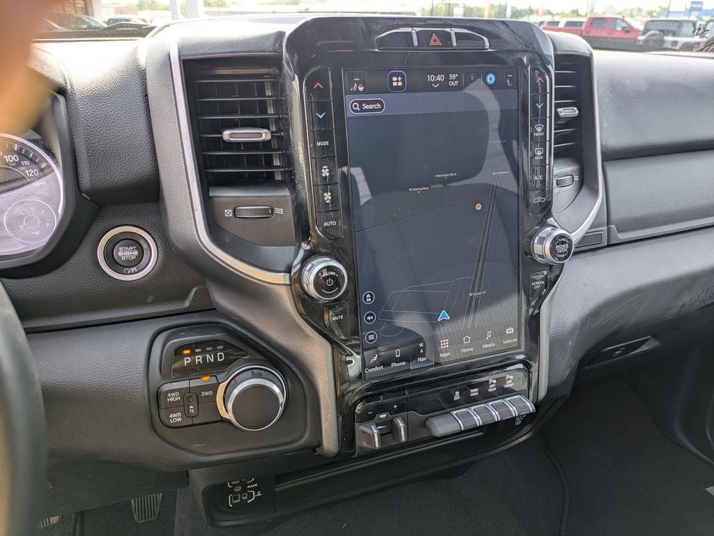 2024 RAM 2500 Big Horn Crew Cab 4x4 6'4' Box
