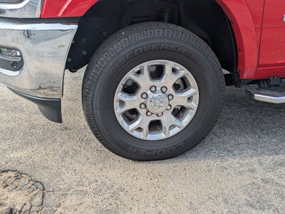 2022 RAM 2500 Laramie Crew Cab 4x4 6'4' Box