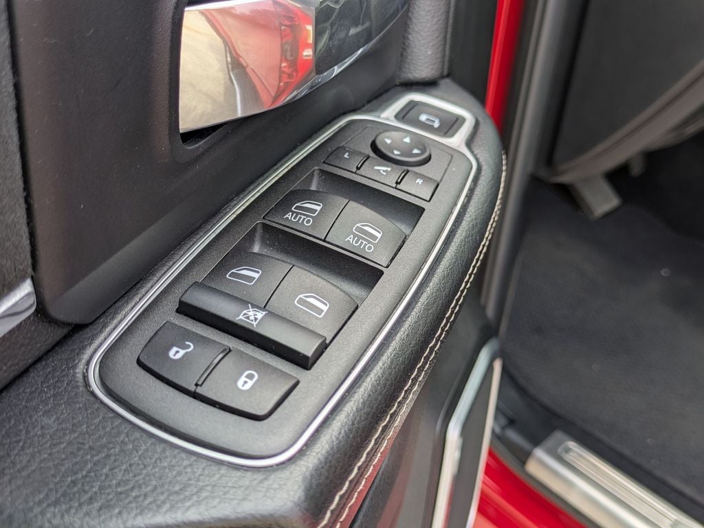 2022 RAM 2500 Laramie Crew Cab 4x4 6'4' Box