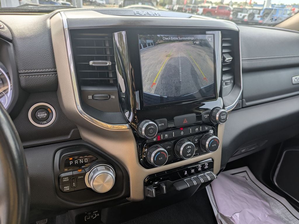 2022 RAM 2500 Laramie Crew Cab 4x4 6'4' Box