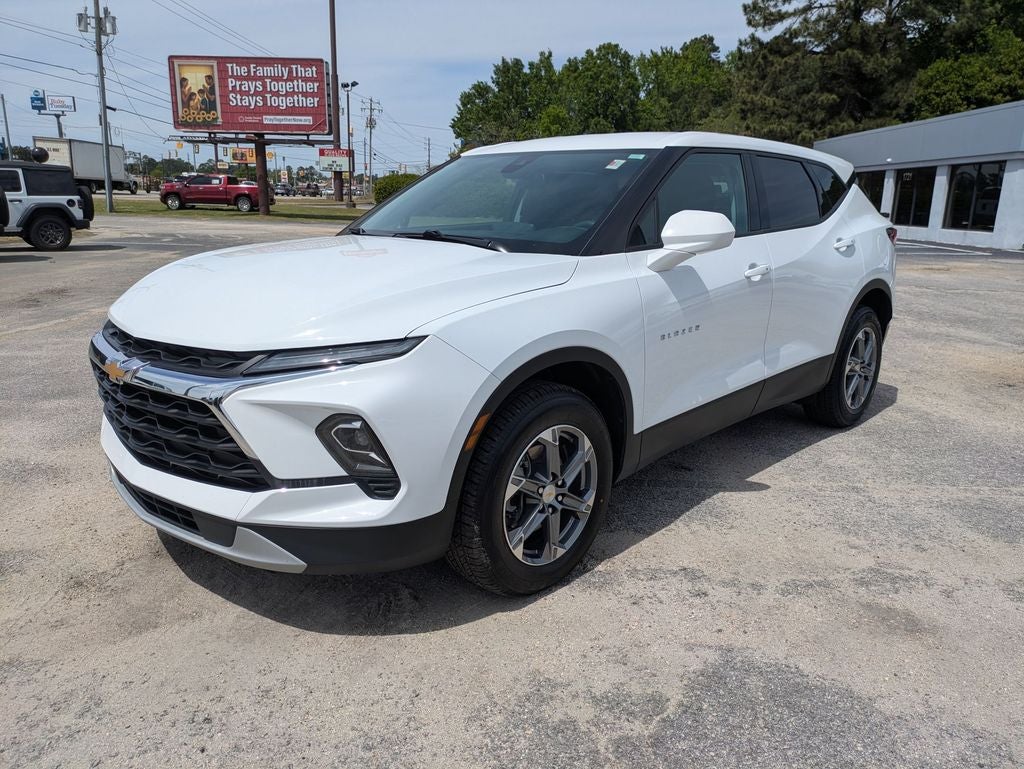 2025 Chevrolet Blazer LT