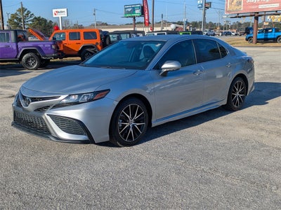 2024 Toyota Camry SE