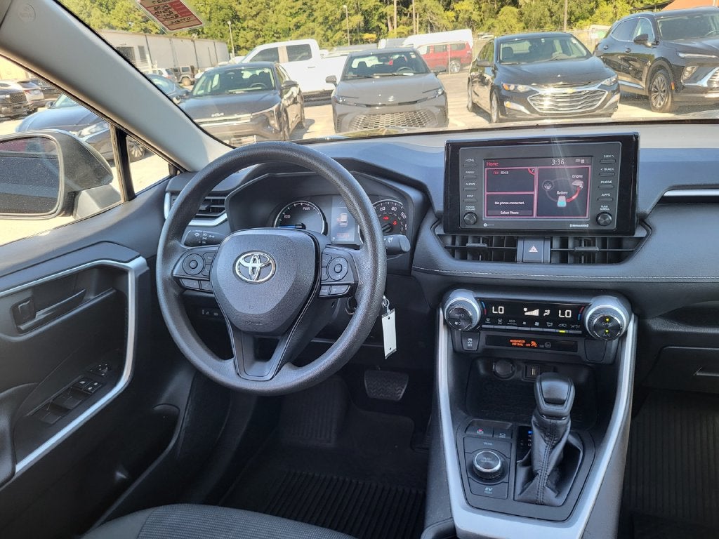 2022 Toyota RAV4 Hybrid LE