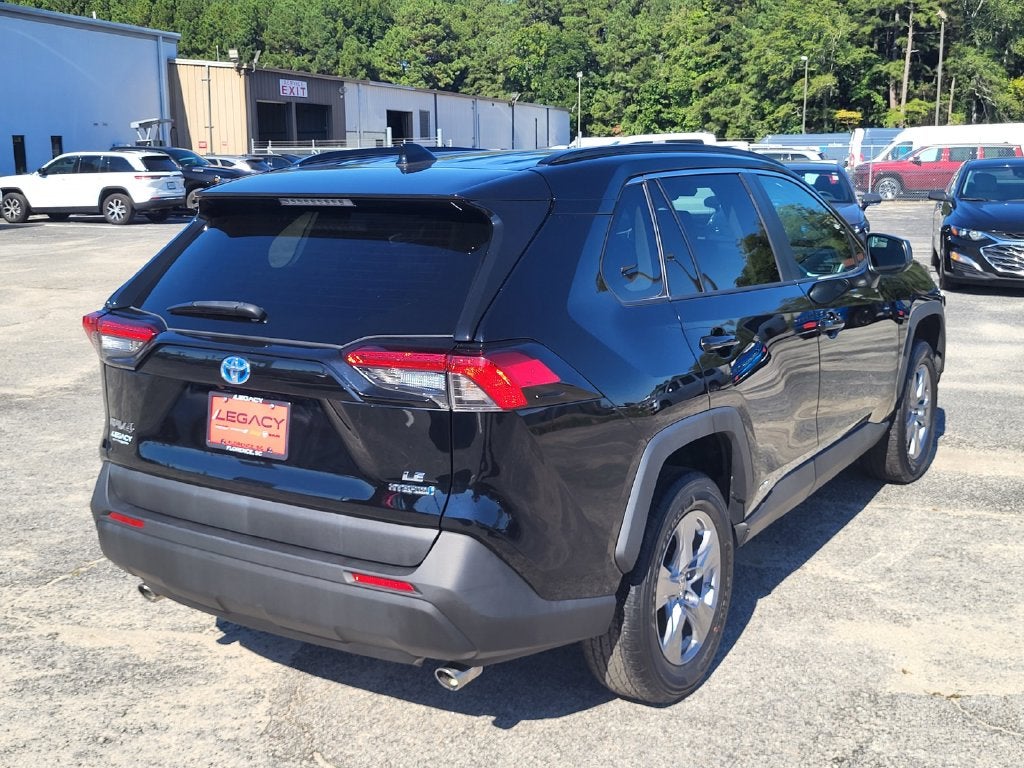 2022 Toyota RAV4 Hybrid LE