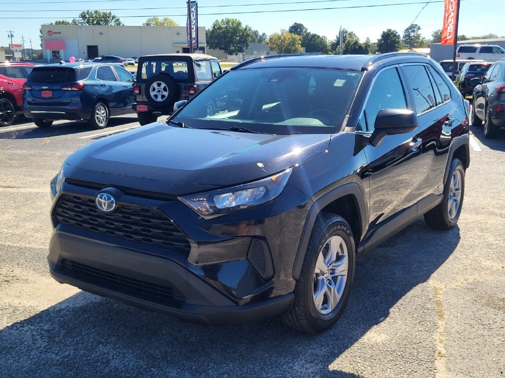 2022 Toyota RAV4 Hybrid LE
