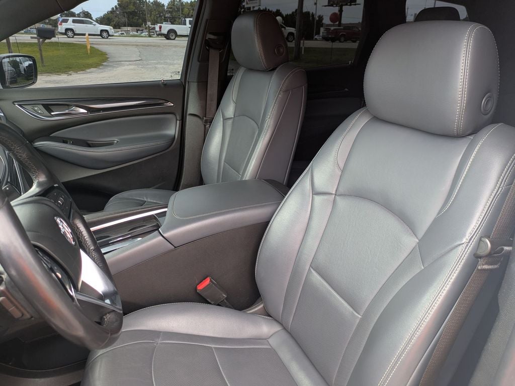 2022 Buick Enclave FWD Premium