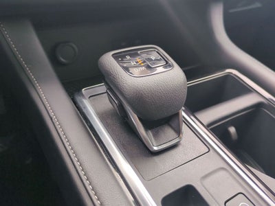 2024 Nissan Pathfinder SV 4WD