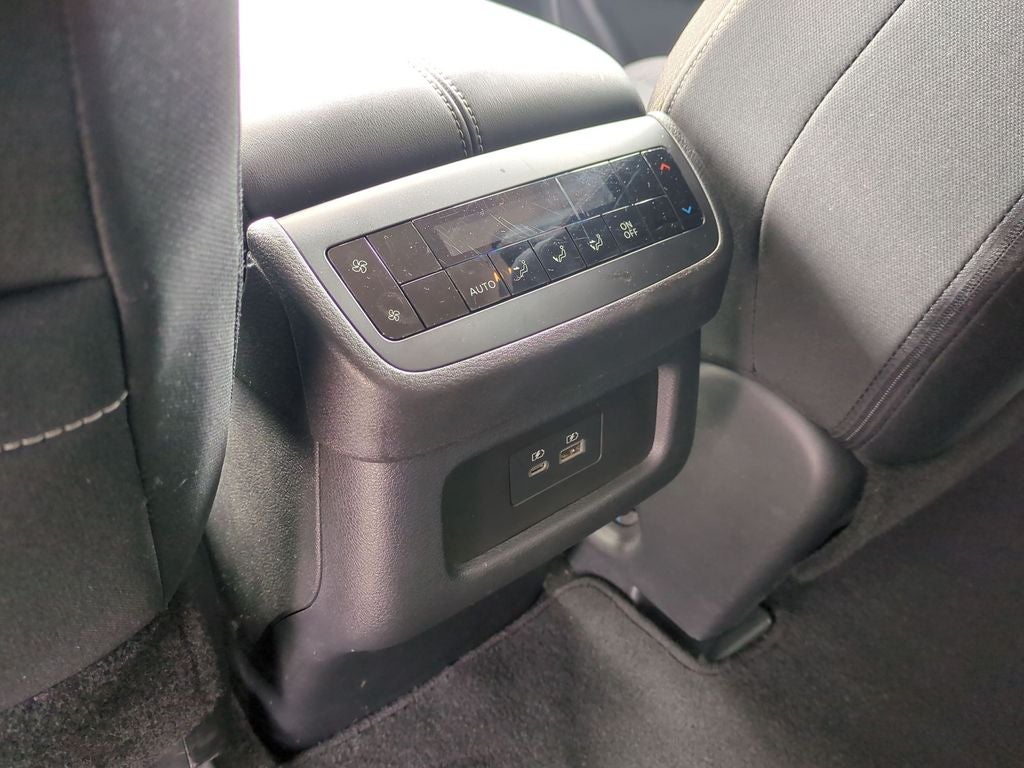 2024 Nissan Pathfinder SV 4WD