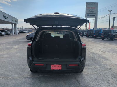 2024 Nissan Pathfinder SV 4WD