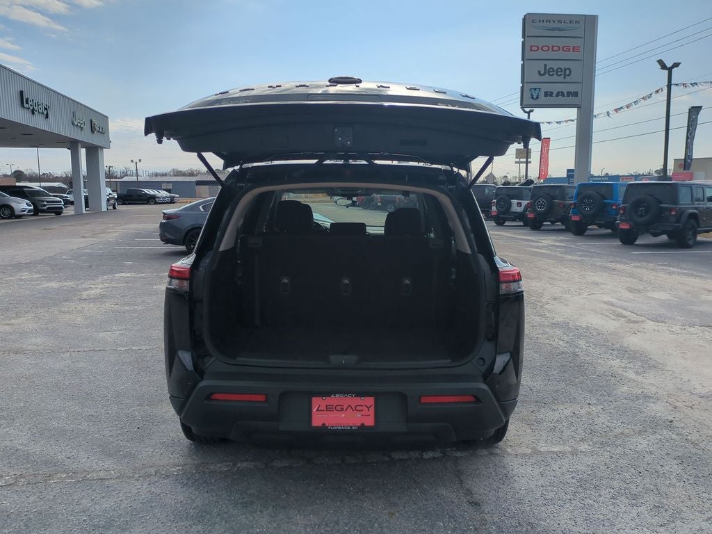 2024 Nissan Pathfinder SV 4WD