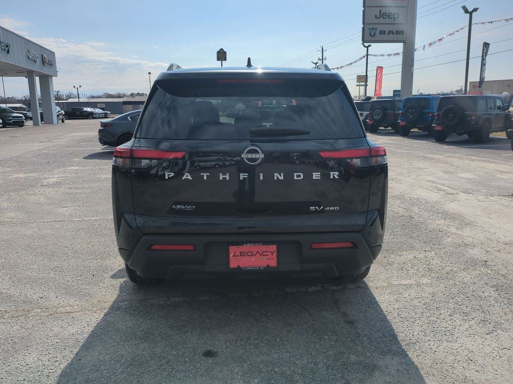 2024 Nissan Pathfinder SV 4WD
