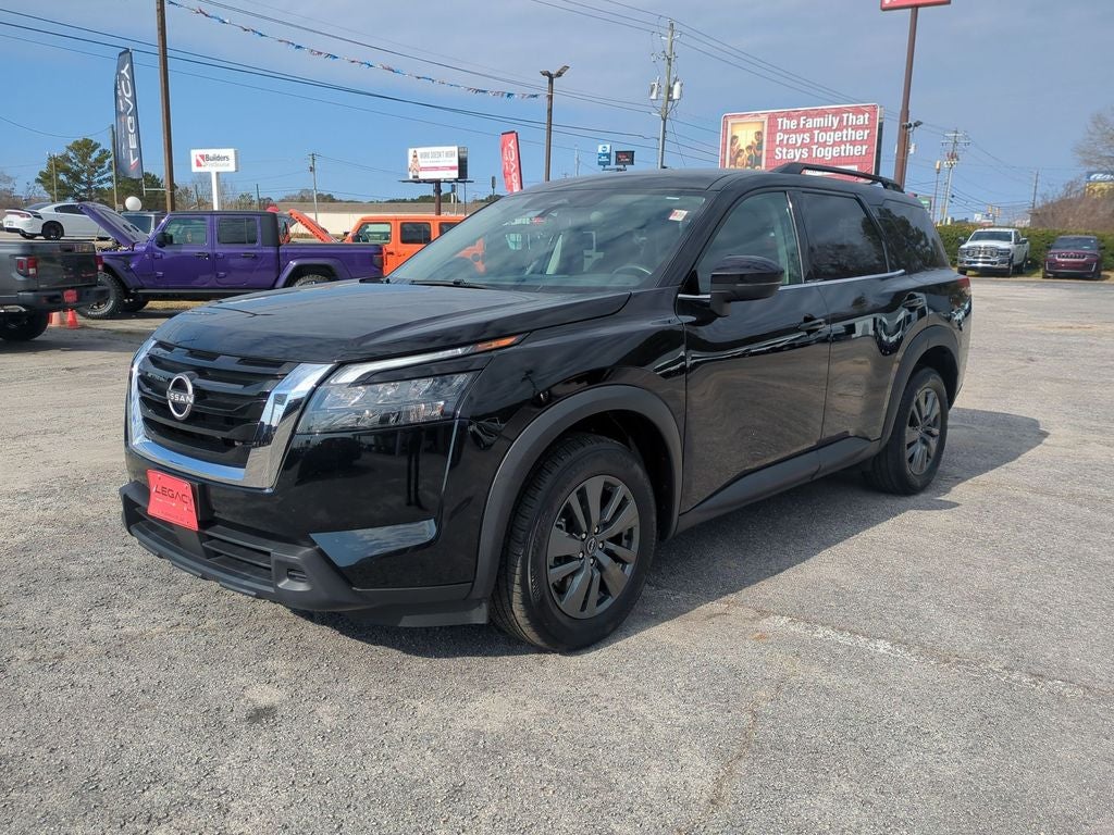 2024 Nissan Pathfinder SV 4WD