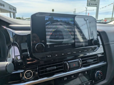 2023 Nissan Pathfinder Platinum 4WD
