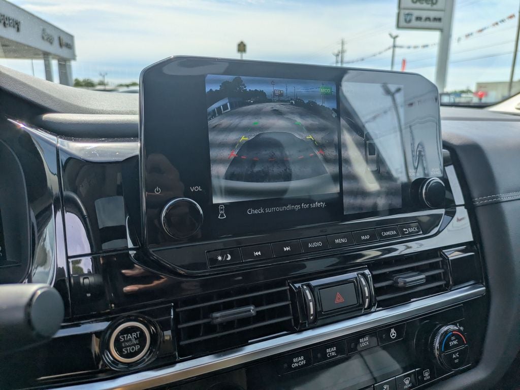 2023 Nissan Pathfinder Platinum 4WD