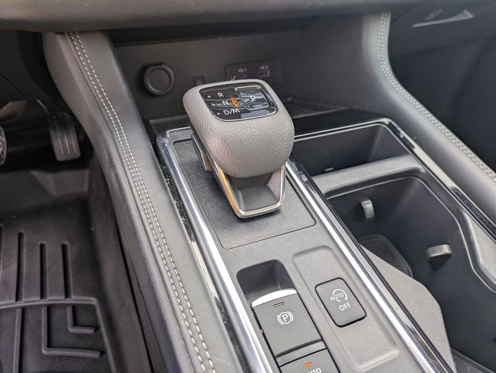 2023 Nissan Pathfinder Platinum 4WD