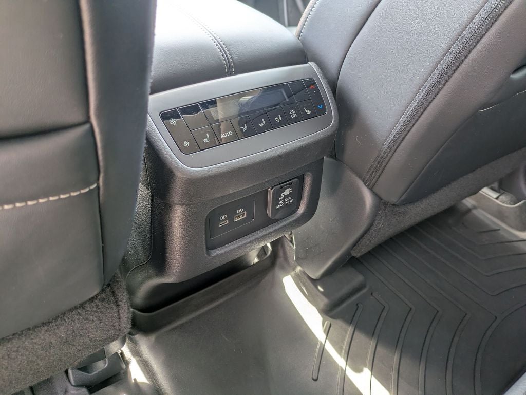 2023 Nissan Pathfinder Platinum 4WD