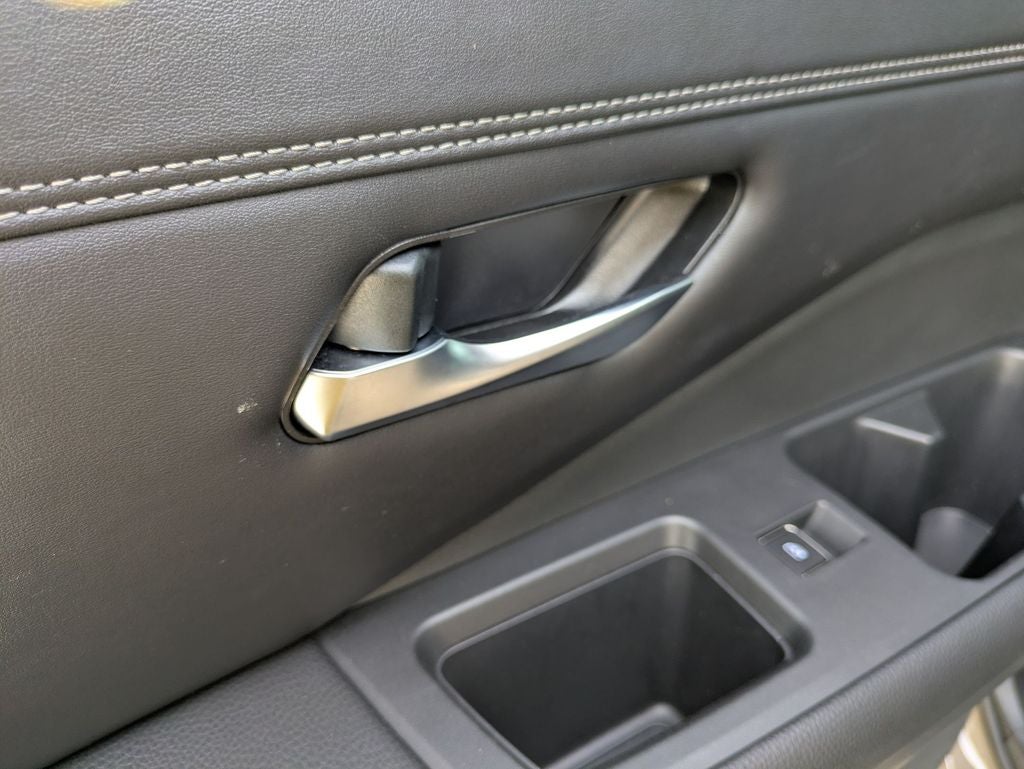2023 Nissan Pathfinder Platinum 4WD