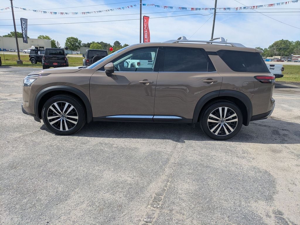 2023 Nissan Pathfinder Platinum 4WD