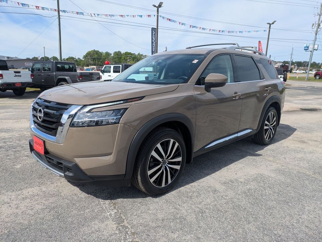 2023 Nissan Pathfinder Platinum 4WD