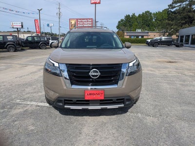 2023 Nissan Pathfinder Platinum 4WD
