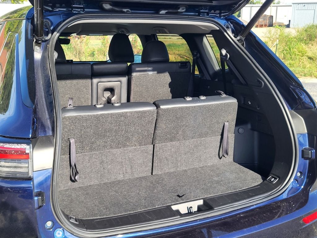 2025 Mitsubishi Outlander Base