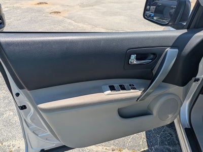 2010 Nissan Rogue S