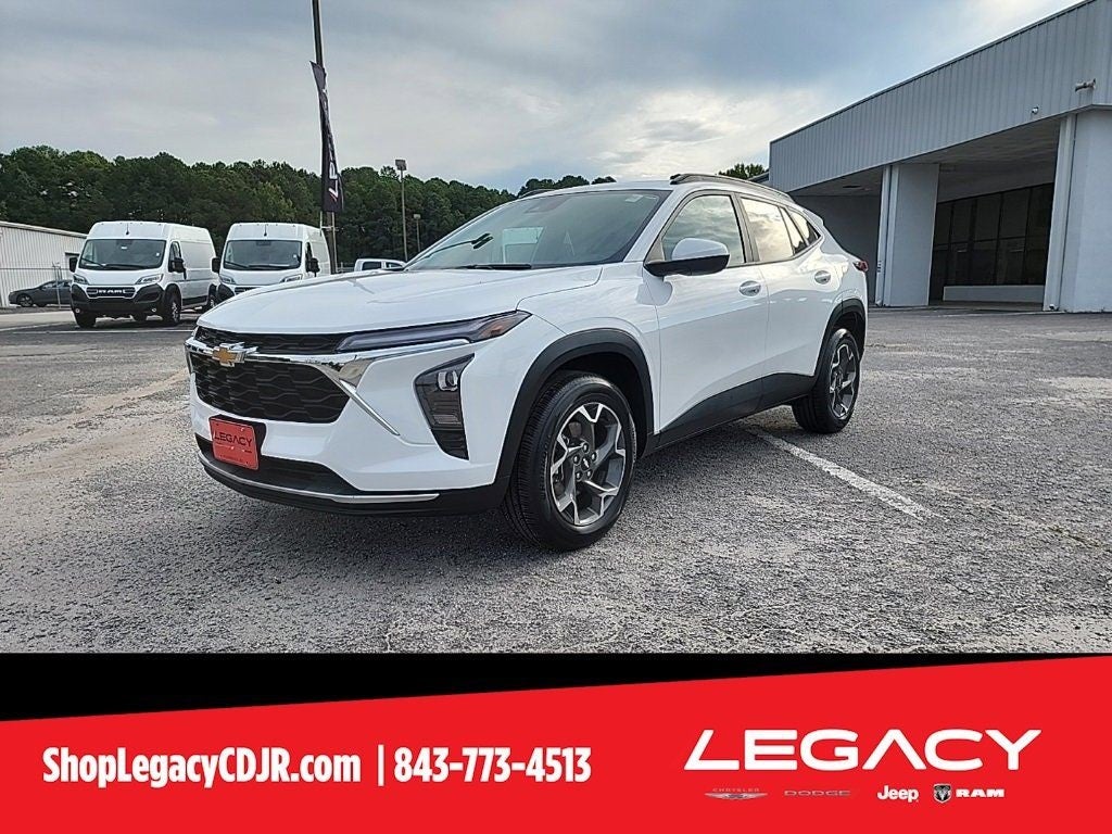 2024 Chevrolet Trax FWD LT