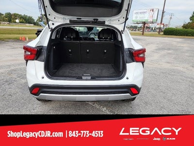 2024 Chevrolet Trax FWD LT