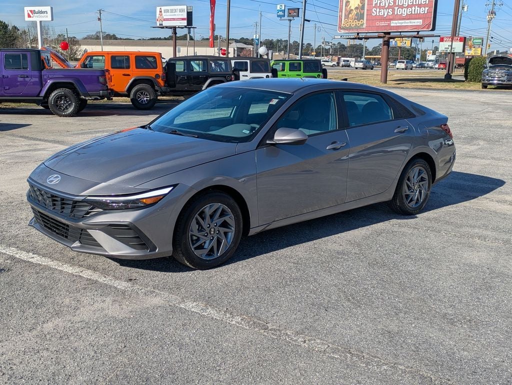 2024 Hyundai Elantra SEL