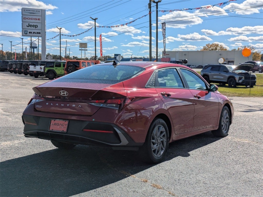 2024 Hyundai Elantra SEL