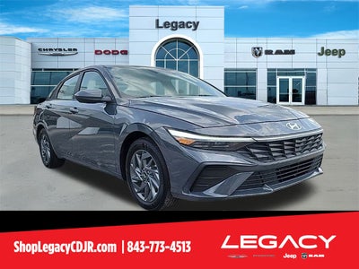 2024 Hyundai Elantra SEL