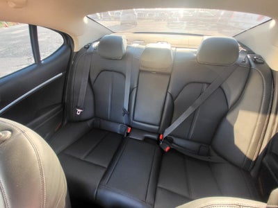 2025 Genesis G70 2.5T RWD