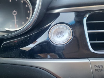 2025 Genesis G70 2.5T RWD