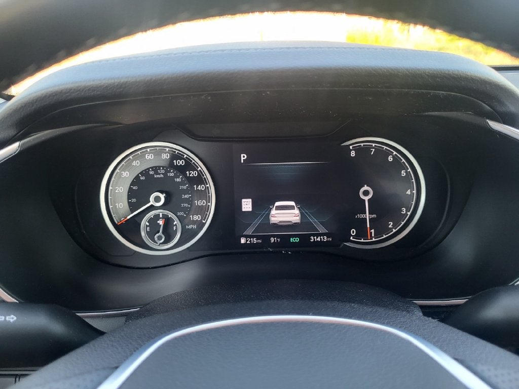 2025 Genesis G70 2.5T RWD