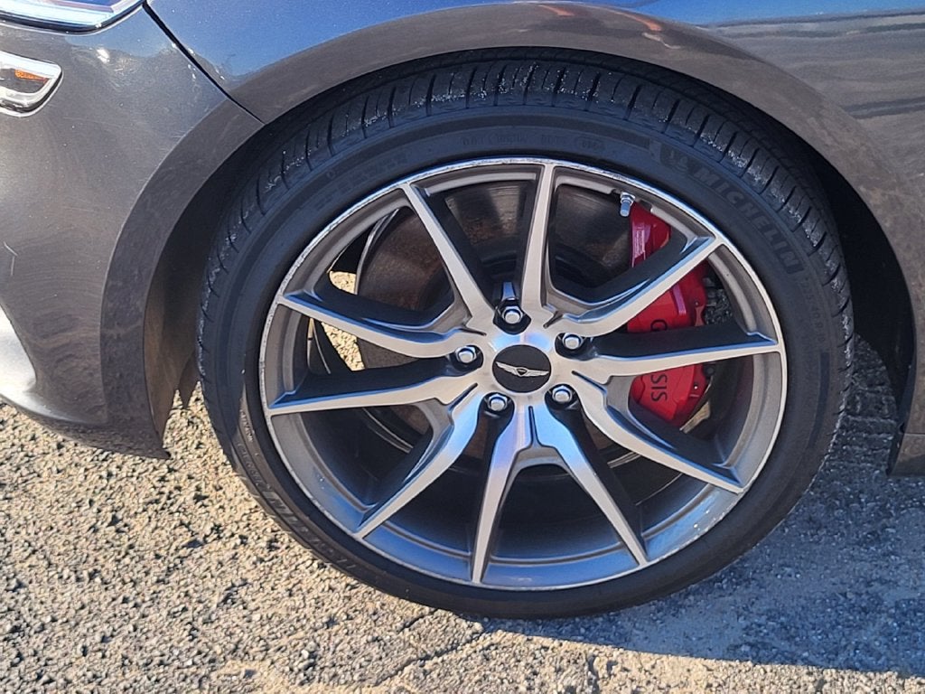 2025 Genesis G70 2.5T RWD