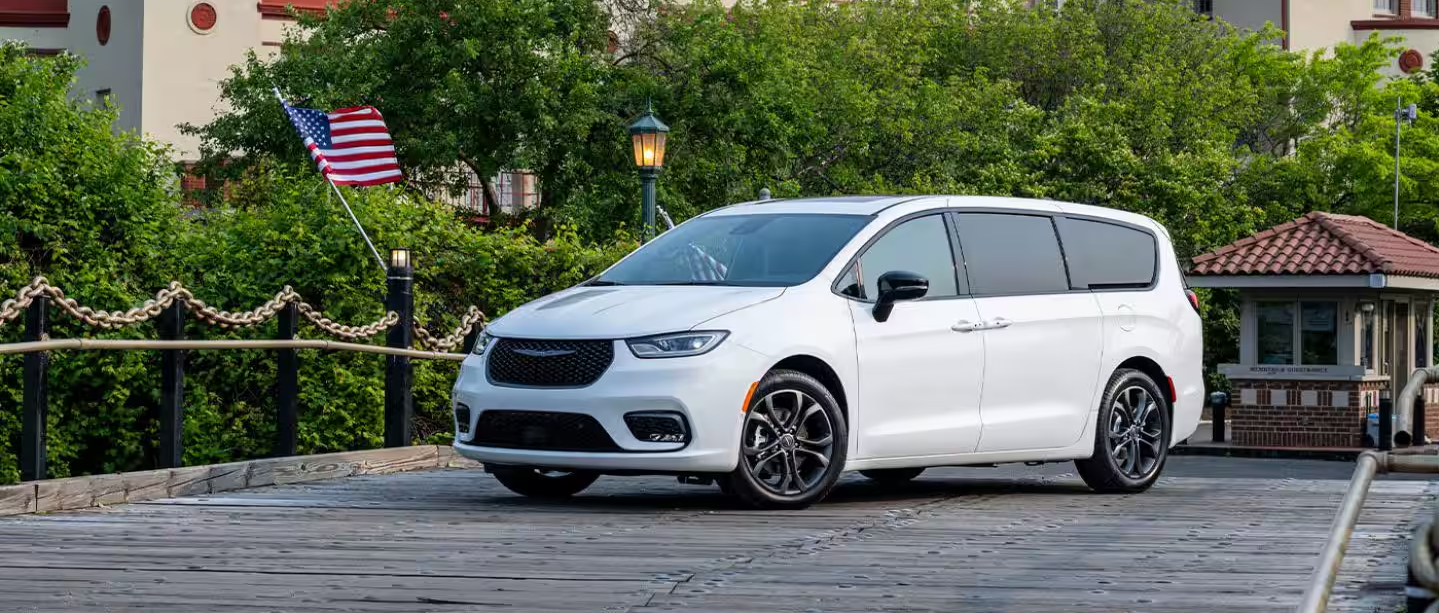 2026 Chrysler Pacifica Minivan | Legacy Chrysler Dodge Jeep Ram | In Florence, SC