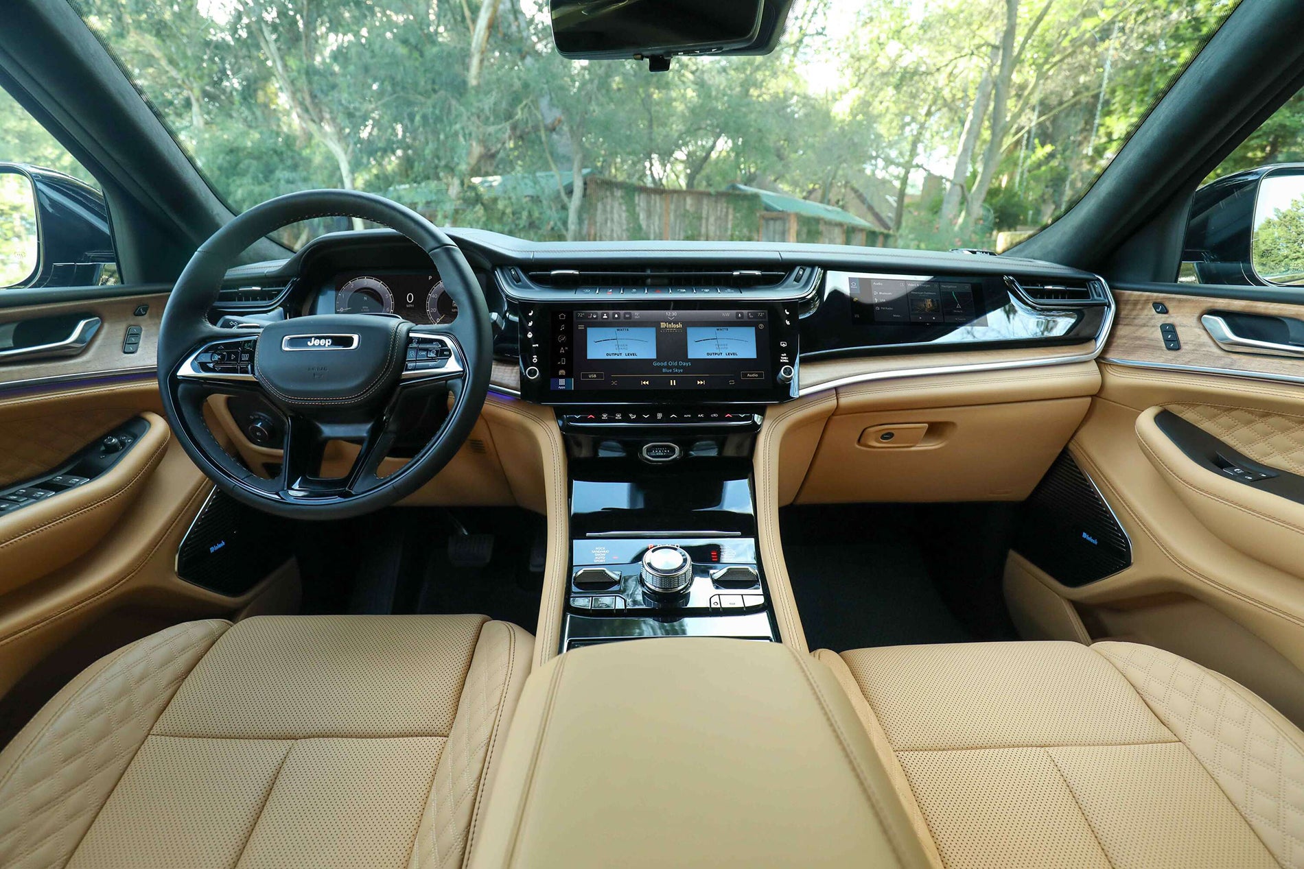 2026 Jeep Grand Cherokee Backside